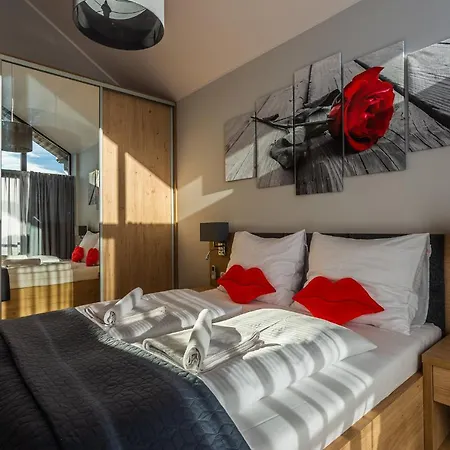 Z Widokiem Na Gory Sklářská Poruba